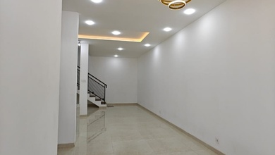 Rumah Eksklusif Luas 90 m2, di Citra Garden, Jakarta Barat