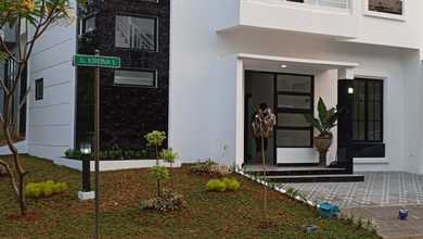 Kesempatan Rumah di BSD Nusaloka, Tangerang, LB 105m², Harga 2,47 Miliar