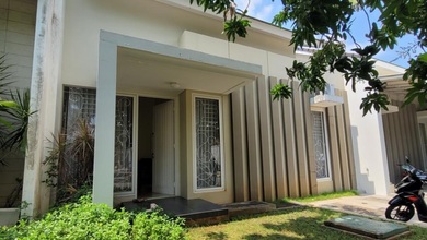 Dijual Rumah Nyaman di Graha Padma, Semarang - LT 168m²