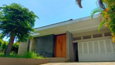 Rumah Premium di Candi Golf, Semarang, LT 600 m2