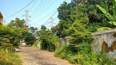Jual Terjangkau Tanah 822 m2 Lokasi Strategis