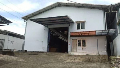Gudang Siap Pakai di KIC Gatsu Semarang 