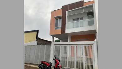 Jual Rumah Bagus Luas 1050 m2 area Gunung Pati, Semarang