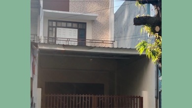 Ready to Use Ruko Bisnis di pekunden Semarang dengan LB 129m2