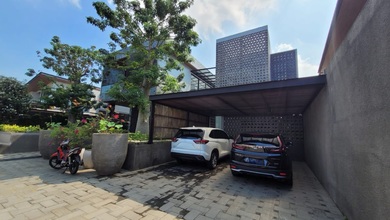 Rumah Eksklusif LT 800 m2, area BSB City, Semarang