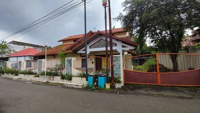 Rumah Premium area Banyumanik, Semarang, LT 200 m2