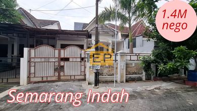 Jual Rumah Bagus Luas 200 m2 di Semarang Barat, Semarang