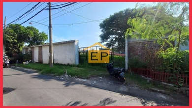 Jual Tanah Lokasi Komplek Semarang Selatan Pemandangan Danau dan Taman