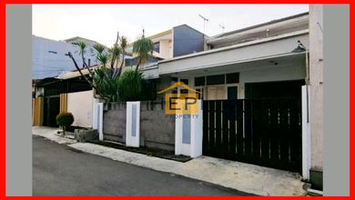 Rumah Minimalis di Semarang Tengah, Semarang, LT 180 m2