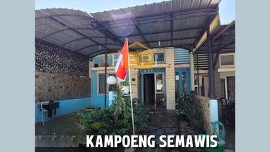 Rumah Eksklusif Luas 96 m2, di Kedungmundu, Semarang
