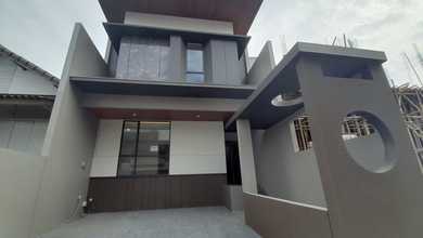 Jual Rumah Mewah Luas 112 m2 di Setra Duta, Bandung