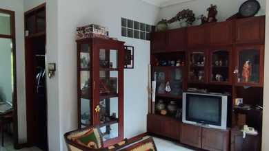 Rumah Modern Luas 173 Jual di Pajajaran, Bandung