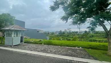 Tanah Dekat Pasar Area Kota Baru Parahyangan, Cocok untuk Mendirikan Bisnis