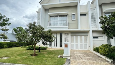 Jual Rumah Bagus LT 270 m2 area Summarecon Bandung, Bandung