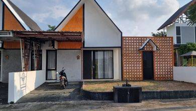 Rumah Minimalis di Manyaran, Semarang, LT 140 m2