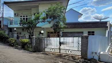 Rumah Elit Luas 431 m2, di Banyumanik, Semarang