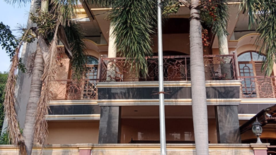 Rumah Mewah Luas 285 m2, area Semarang Utara, Semarang