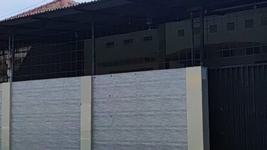 Jual Rumah Cantik Luas 240 m2 di Semarang Utara, Semarang