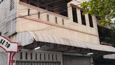 Jual Ruko Tiga Lantai Lokasi Strategis 