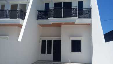 Rumah Dijual di Semarang Selatan, Semarang, LB 75m², Harga Kompetitif!