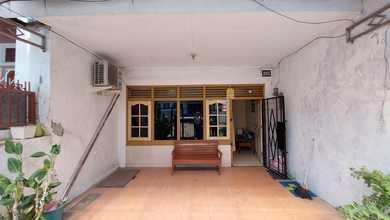 Rumah Modern Luas 100 Jual area Semarang Tengah, Semarang