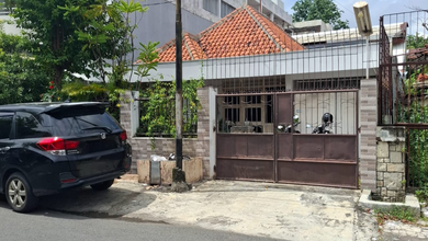 Jual Rumah Megah Luas 299 m2 Kawasan pekunden, Semarang