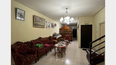 Jual Segera Rumah Mewah di Taman Royal, Tangerang, Luas 132 m2