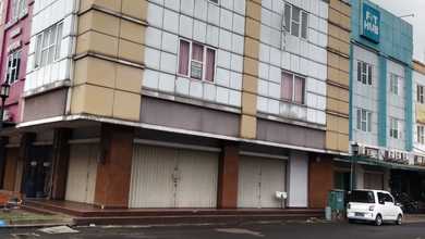 DISEWAKAN Ruko HOEK 3 Lantai Sudah Renovasi Golden Boulevard BSD Tangerang