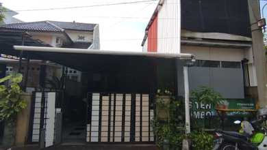Rumah Modern di Puri Anjasmoro, Semarang, Luas 350 m2