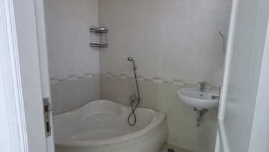 Promo Rumah di Tangerang Kota, Tangerang, LB 170m², Harga 2 Miliar