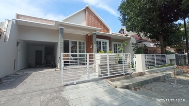 Jual Rumah Megah LT 216 m2 Area Semarang Barat, Semarang