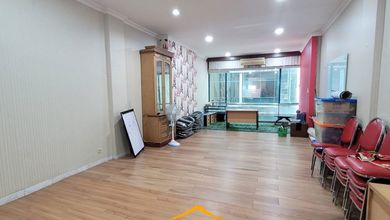 Ready to Use Ruko Bisnis di Semarang Tengah Semarang dengan Luas Bangunan 340m2