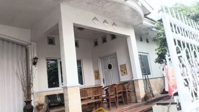Rumah Elit LT 208 m2, area Semarang Timur, Semarang