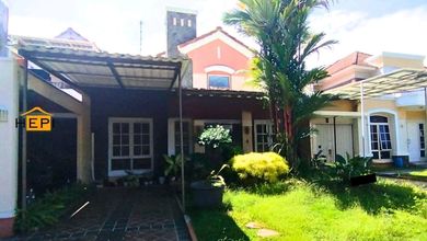 Jual Rumah Strategis di Semarang Barat, Semarang - LT 153m²