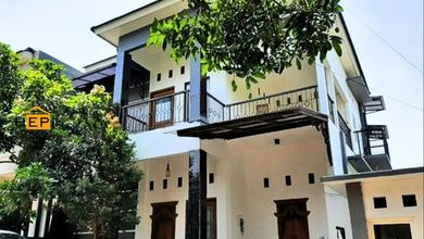 Rumah Dijual di Banyumanik, Semarang, LB 265m², Harga Kompetitif!