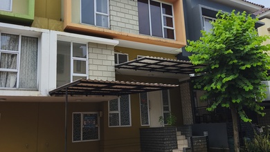 Rumah Siap Huni dengan LT m2 Unfurnished