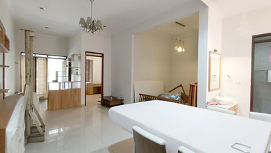 Jual Rumah Siap Huni di Batununggal, Bandung, LT 126 m2