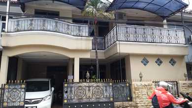 Rumah Mewah LT 88 m2, di Regol, Bandung