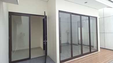 Disewakan Cepat Rumah Bagus dengan Tanah Luas 160 m2 di BSD City