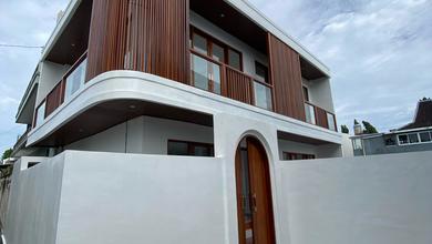 Rumah Elit LT 144 m2, area Canggu, Badung