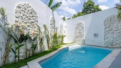 Jual Rumah Eksklusif LT 141 m2 Kawasan Canggu, Badung