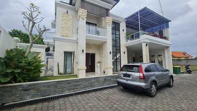 Jual Rumah Siap Tinggal di Jimbaran, Badung, LT 285 m2