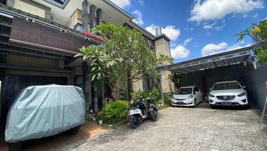 Jual Rumah Bagus LT 300 m2 di Canggu, Badung
