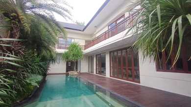 Rumah Minimalis di Seminyak, Badung, LT 400 m2