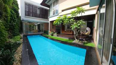 Jual Rumah Eksklusif LT 420 m2 di Kota Baru Parahyangan, Bandung