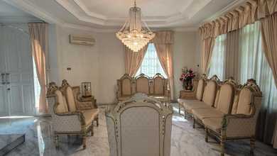 Rumah Mewah di Pluit, Jakarta Utara, 5 KT, LT 516m²