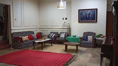 Kesempatan Langka, rumah Mewah di Kebon Jeruk, Jakarta Barat, LB 350m²