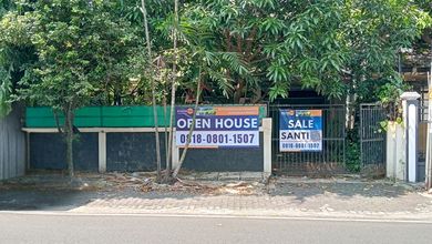 Rumah Area Luxury Kebayoran Lama, Jakarta Selatan - Harga Menarik 6,9 Miliar