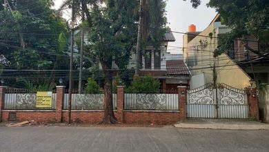 Rumah Minimalis area Cipete, Jakarta Selatan, Luas 662 m2