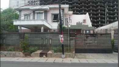 Jual Rumah Megah LT 896 m2 di Kebon Jeruk, Jakarta Barat